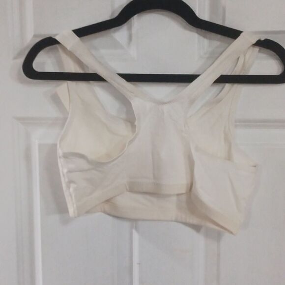 Best format Sports Bra - Picture 4 of 5